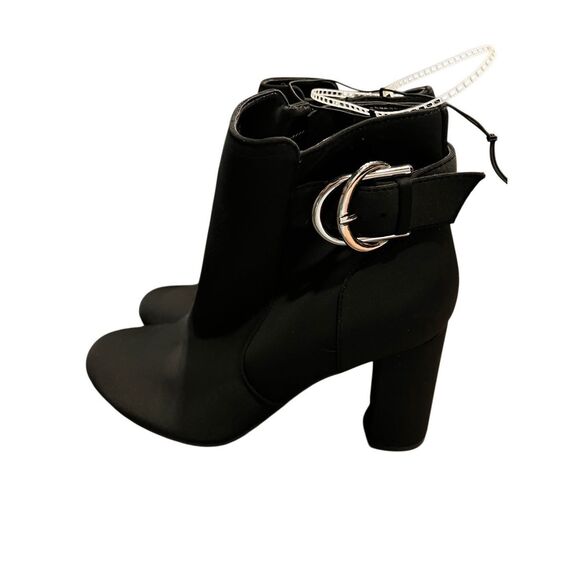 Unisa black heeled booties NWT size 9.5 - Picture 4 of 4